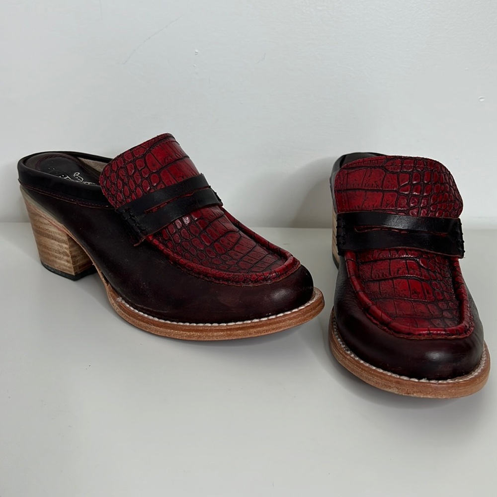 Freebird size 8 Collins Mules Slip Slip Ons